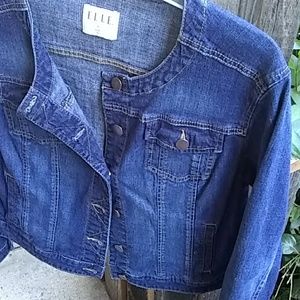 ELLE: JEAN JACKET